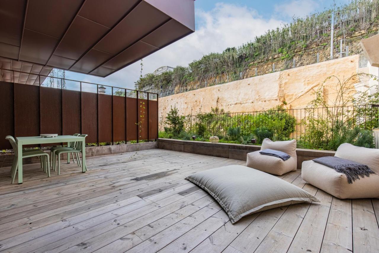 Deluxe 2Bdr Apartment W/ Patio By Lovelystay Lisbon Luaran gambar