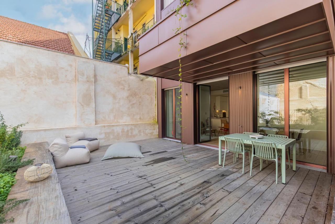 Deluxe 2Bdr Apartment W/ Patio By Lovelystay Lisbon Luaran gambar