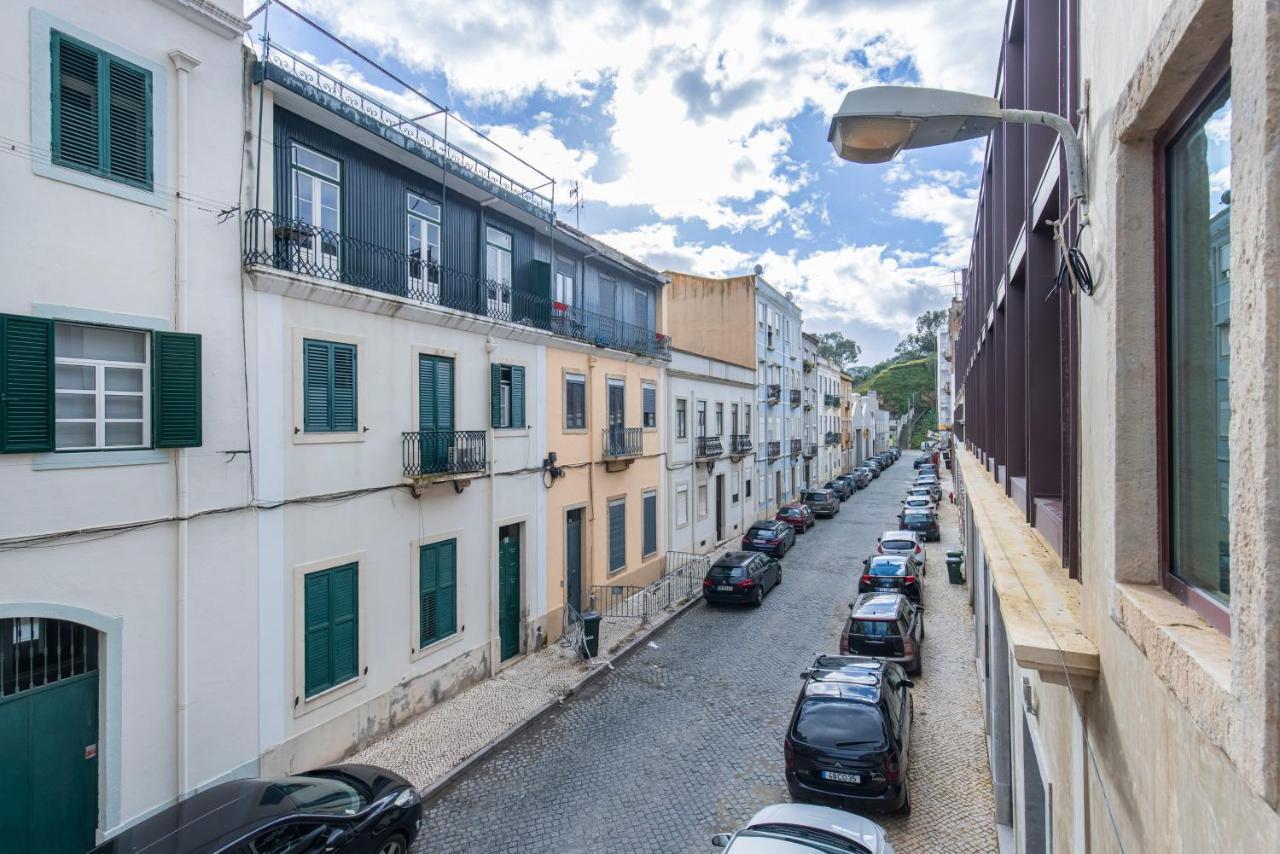 Deluxe 2Bdr Apartment W/ Patio By Lovelystay Lisbon Luaran gambar