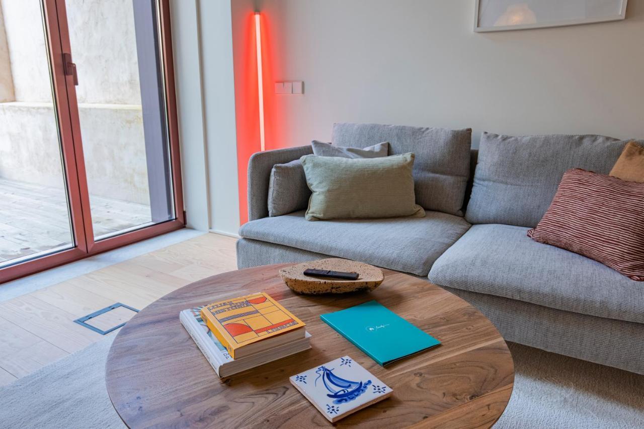Deluxe 2Bdr Apartment W/ Patio By Lovelystay Lisbon Luaran gambar