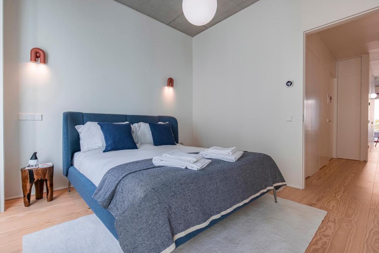 Deluxe 2Bdr Apartment W/ Patio By Lovelystay Lisbon Luaran gambar