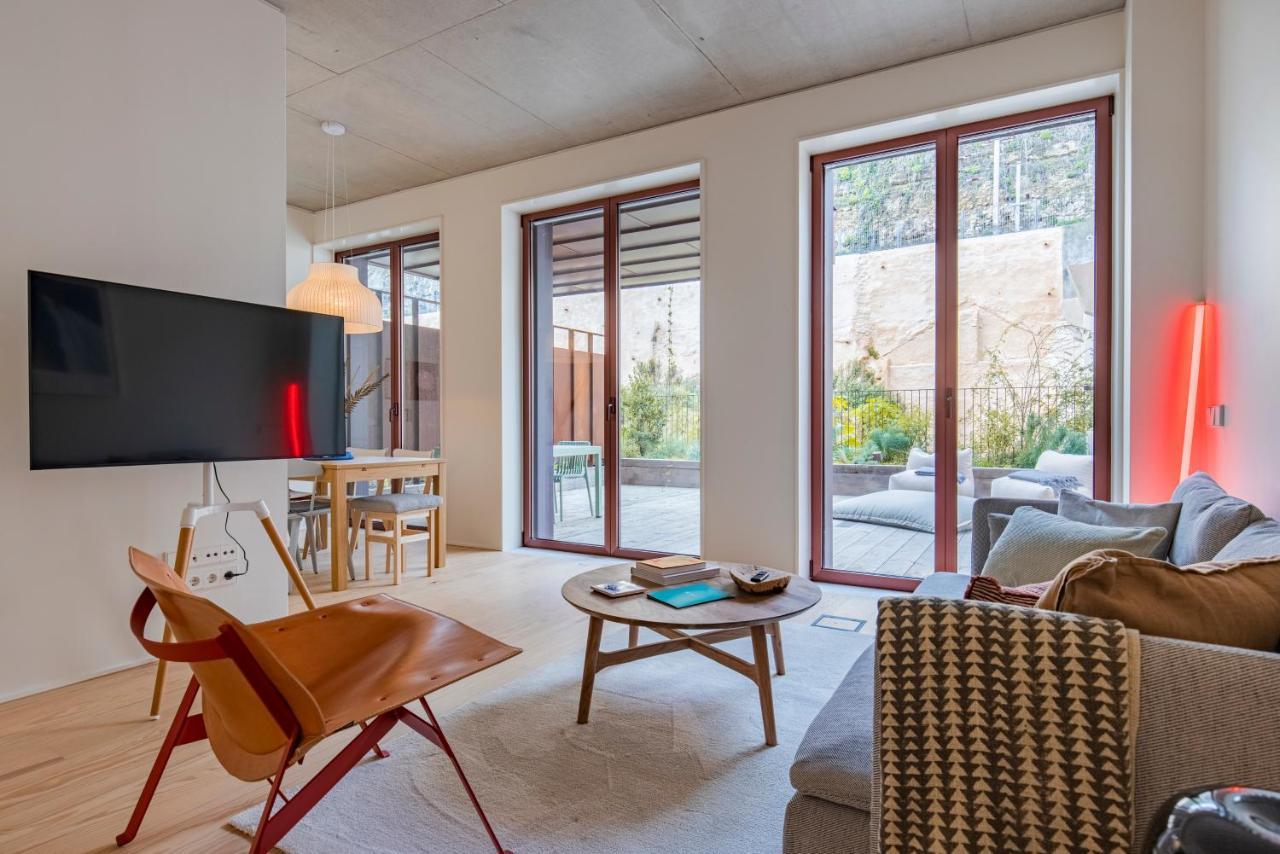 Deluxe 2Bdr Apartment W/ Patio By Lovelystay Lisbon Luaran gambar